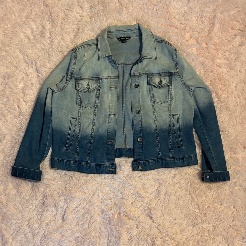 Stylish Blue Ombre Denim Jacket